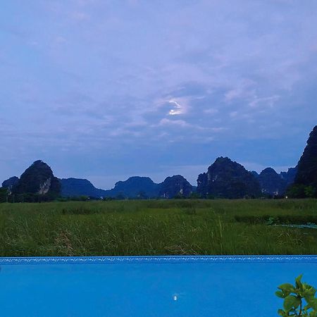 Lotus Field Homestay Ninh Bình Exteriör bild
