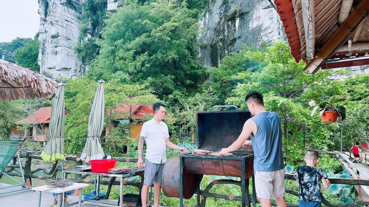 Lotus Field Homestay Ninh Bình Exteriör bild