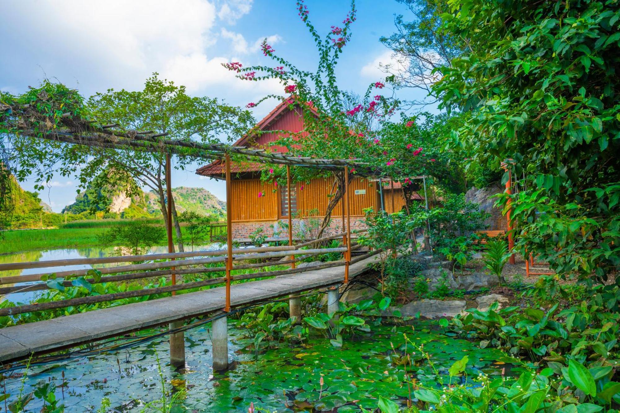 Lotus Field Homestay Ninh Bình Exteriör bild